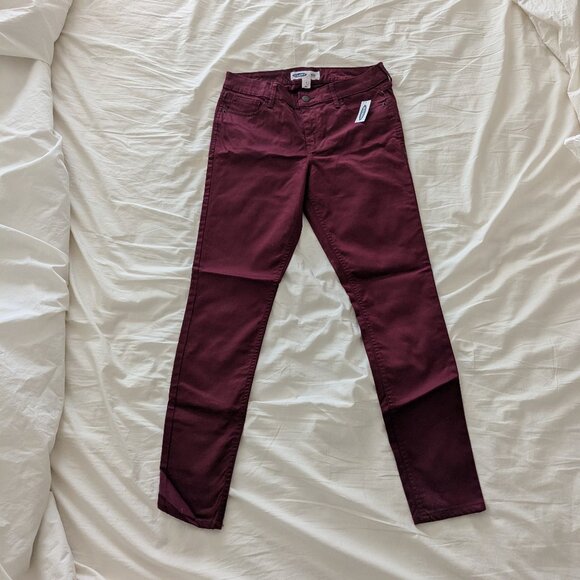 NWT maroon Old Navy super skinny pants - Picture 2 of 3